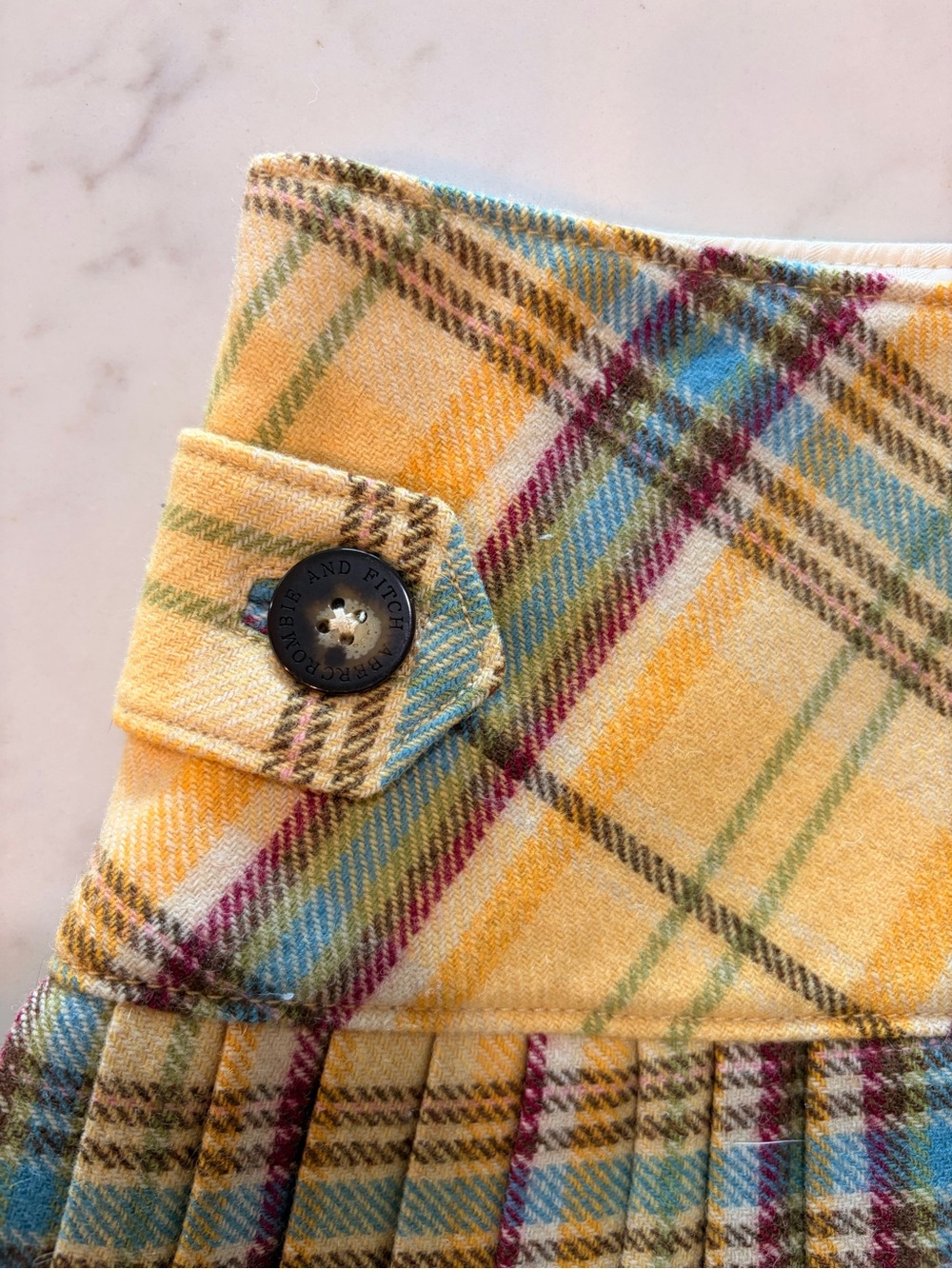 Abercrombie & Fitch Vintage Yellow Plaid Skirt - Picture 2 of 6